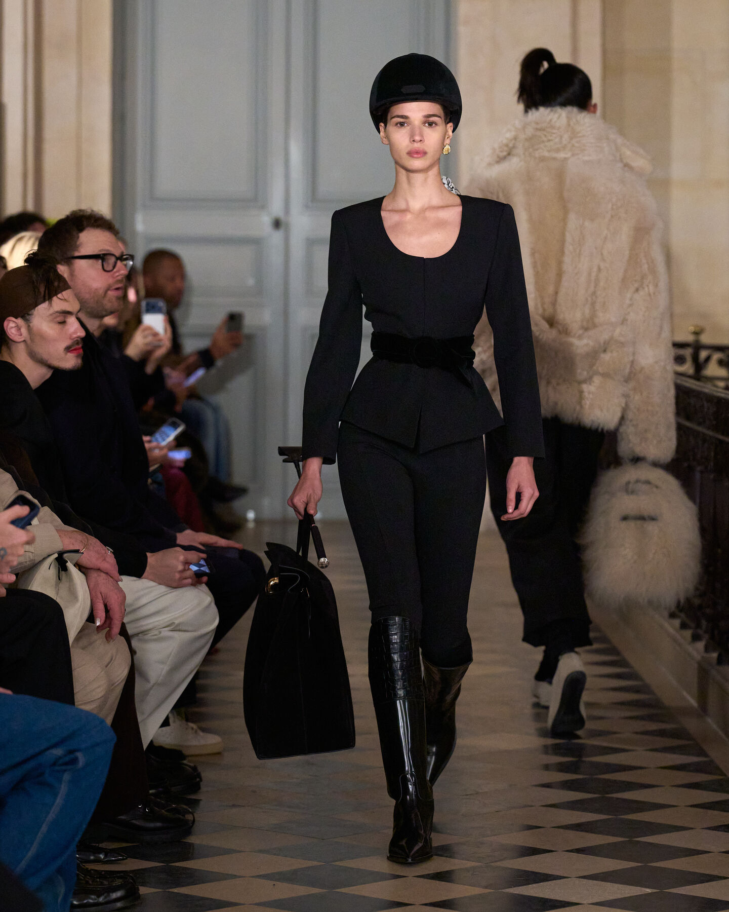 Look 42